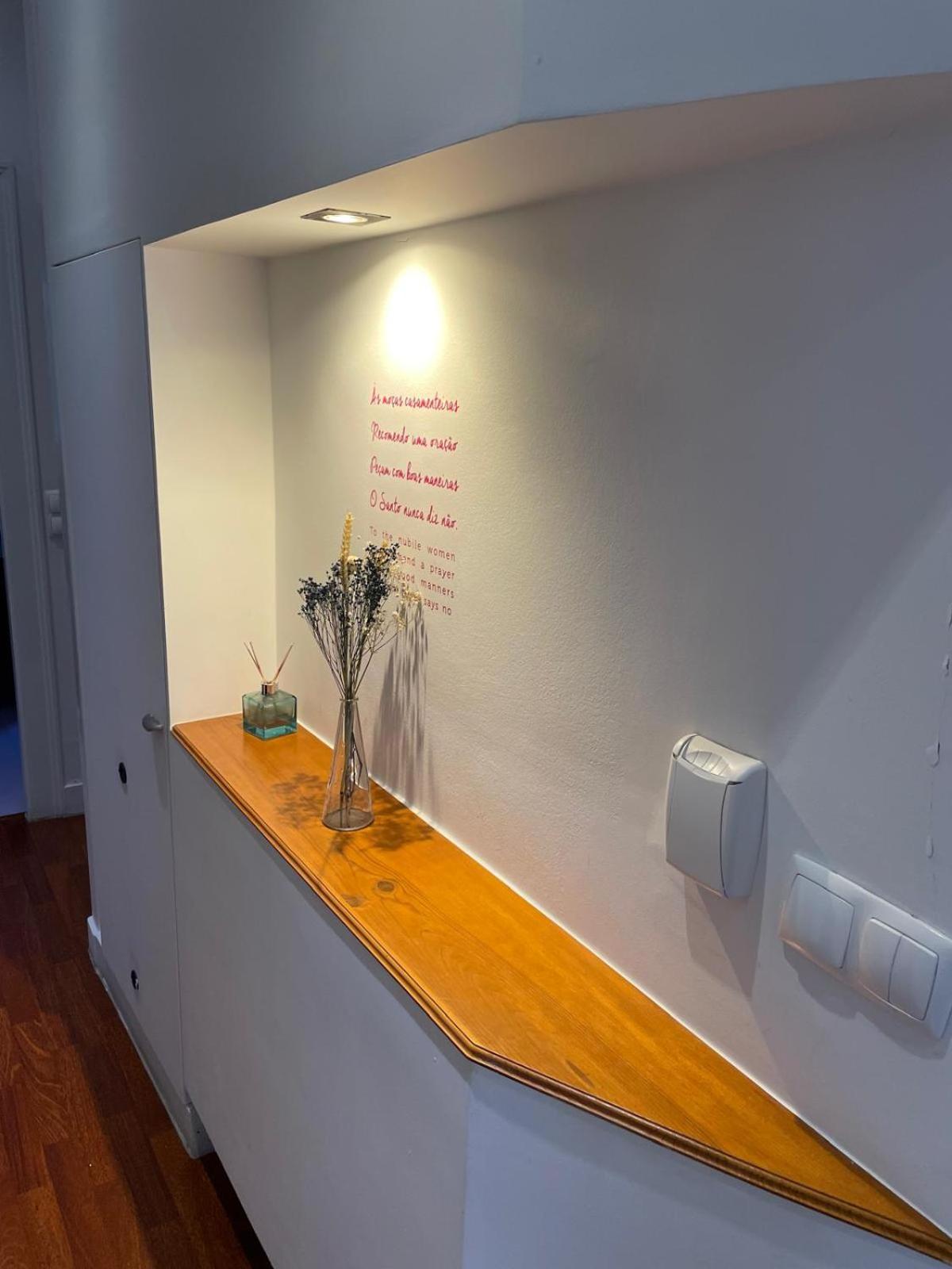 Otilia Apartamentos Lisbona Esterno foto